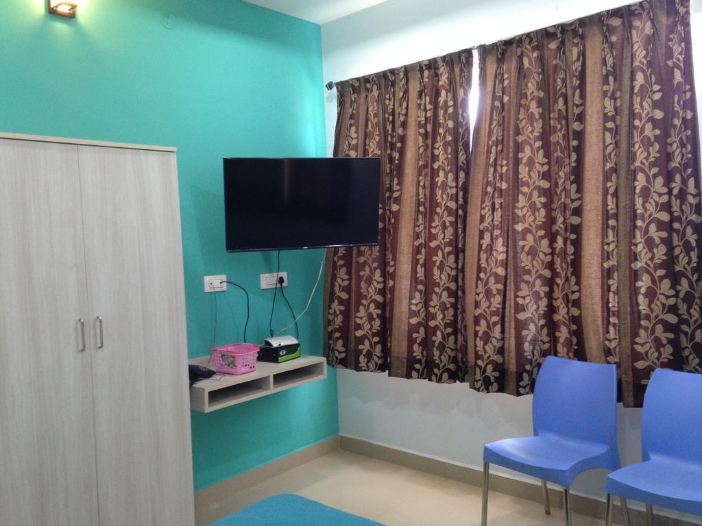 Oyo 4355 Goodland Inn Chennai Exterior foto